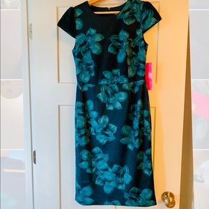 NWT Betsey Johnson Floral Knit MIDI Dress Size 4